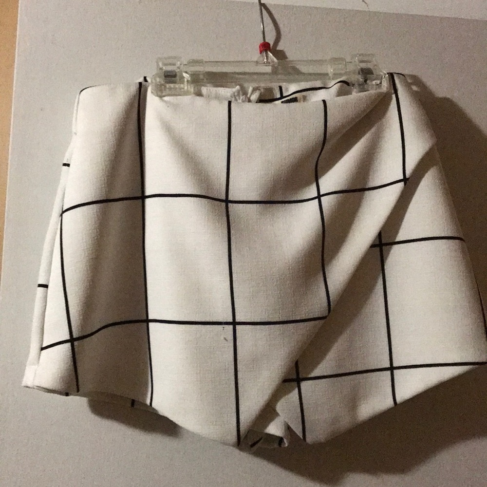 Skirt/shorts